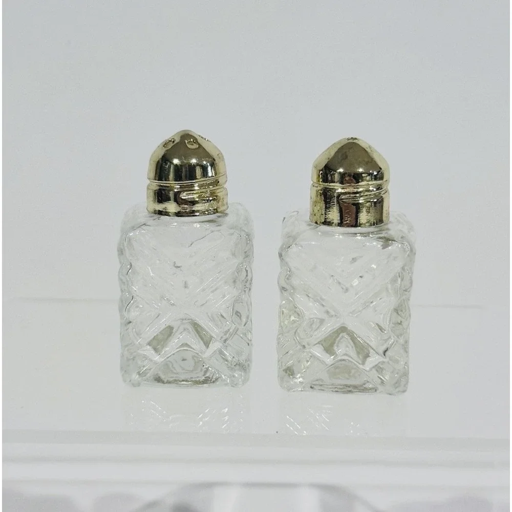 Salt & Pepper Shaker Set Clear Cut Glass W Gold Tone Lid Small
